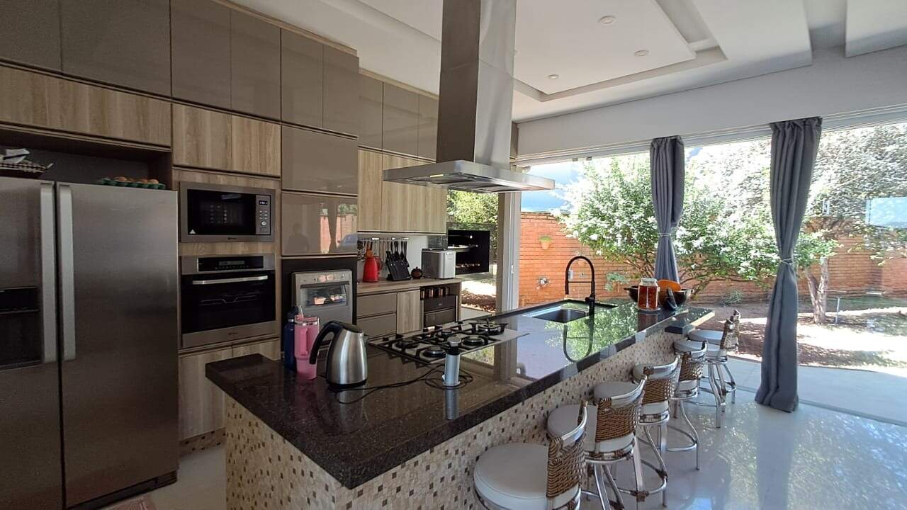 Casa para aluguel no Jardim do Lago: 