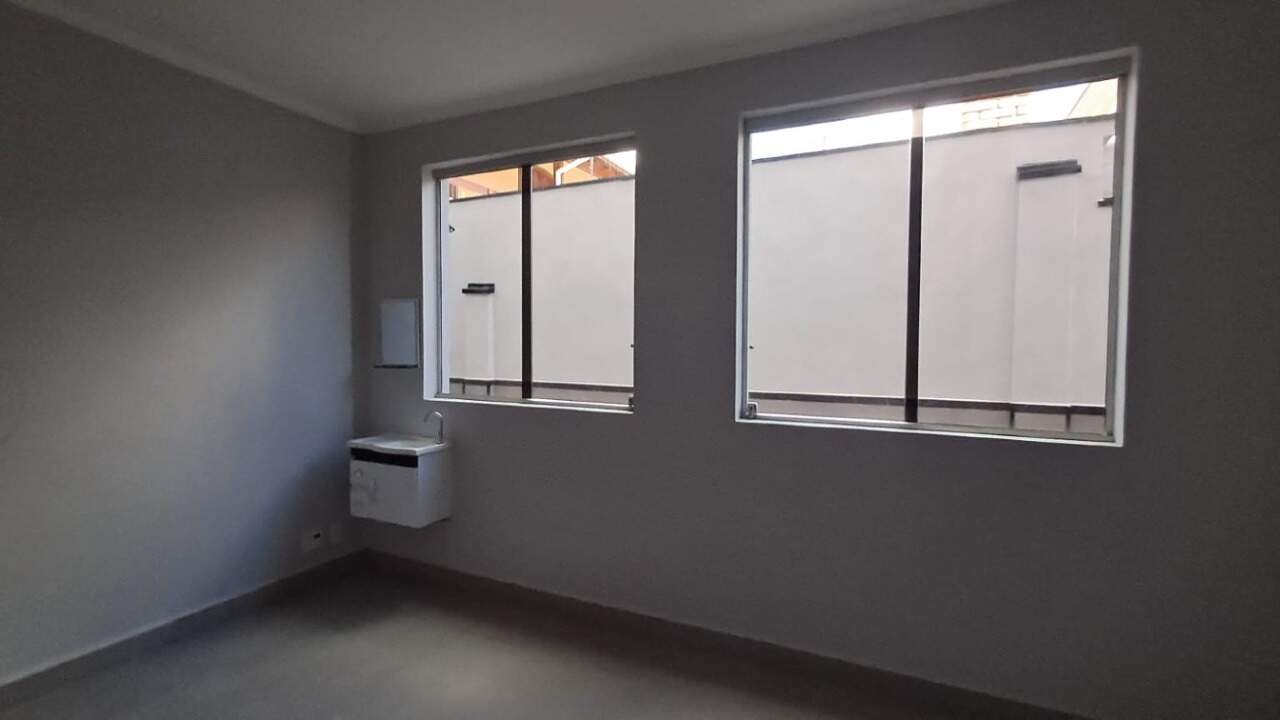 Sala para aluguel no Centro: 