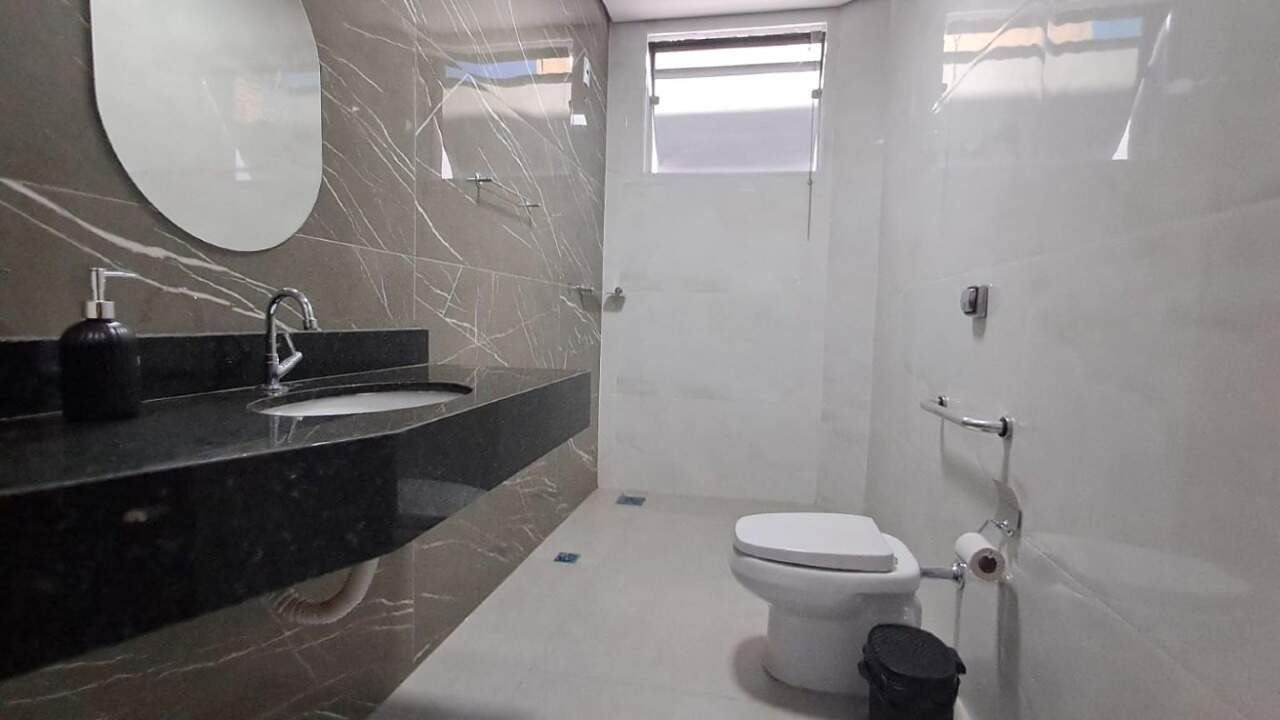 Sala para aluguel no Centro: 