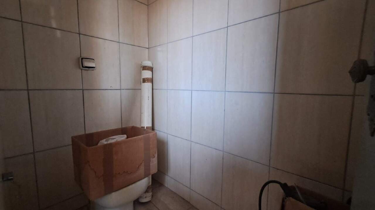 Salão para aluguel no Vila Queiroz: 