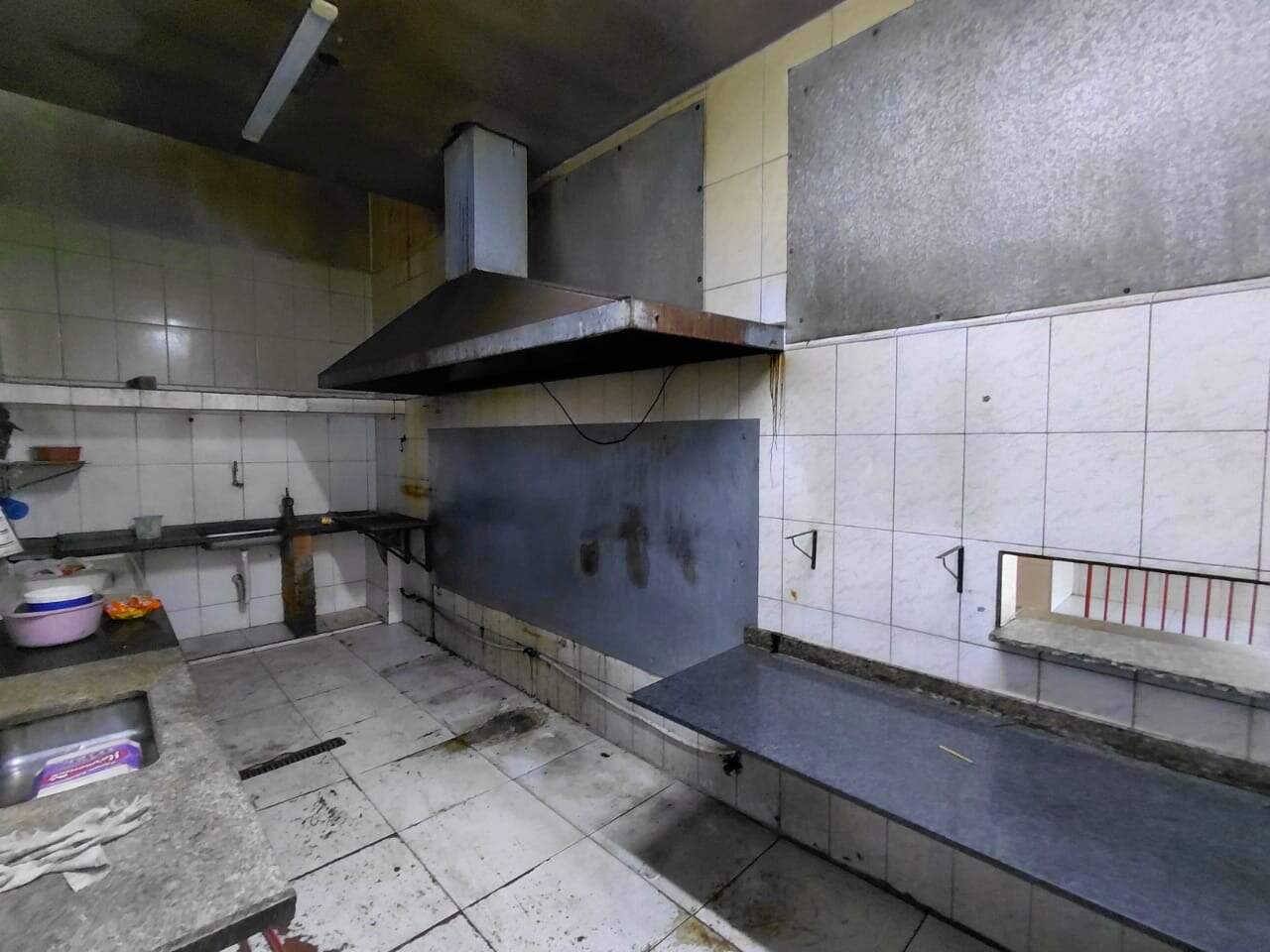 Salão para aluguel no Jardim Vista Alegre: 