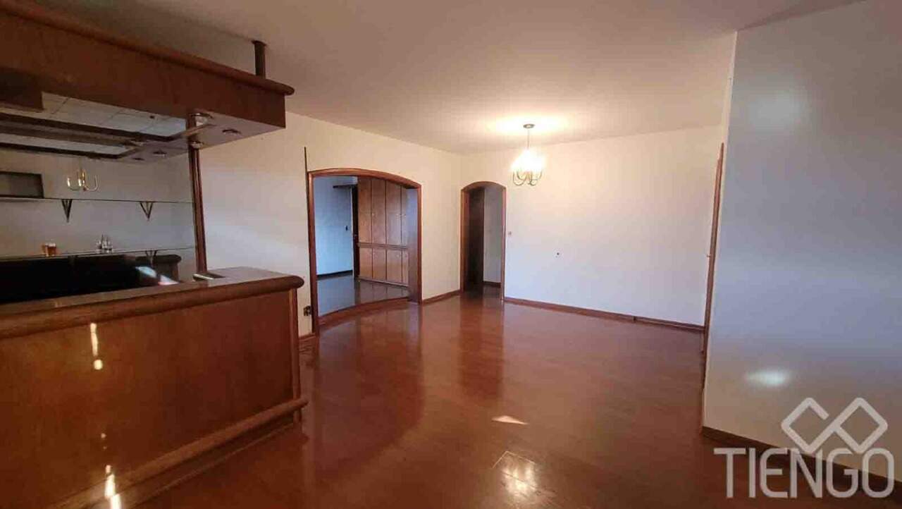 Apartamento à venda no Vila Paraíso: 