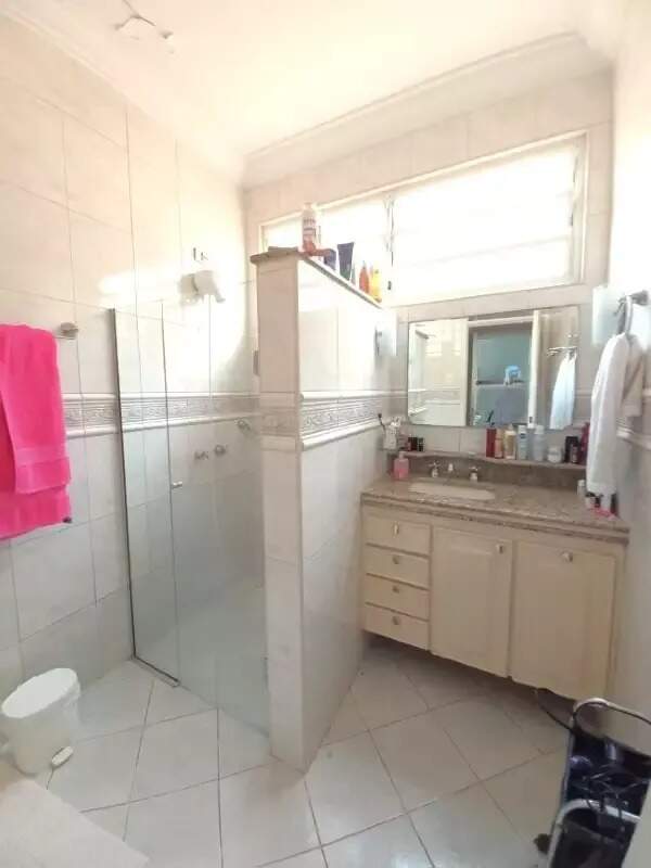 Casa para aluguel no Vila Paraíso: 