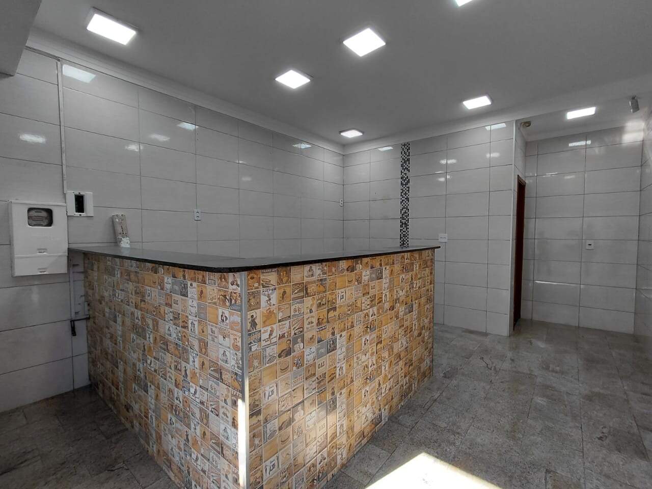 Salão para aluguel no Centro: 