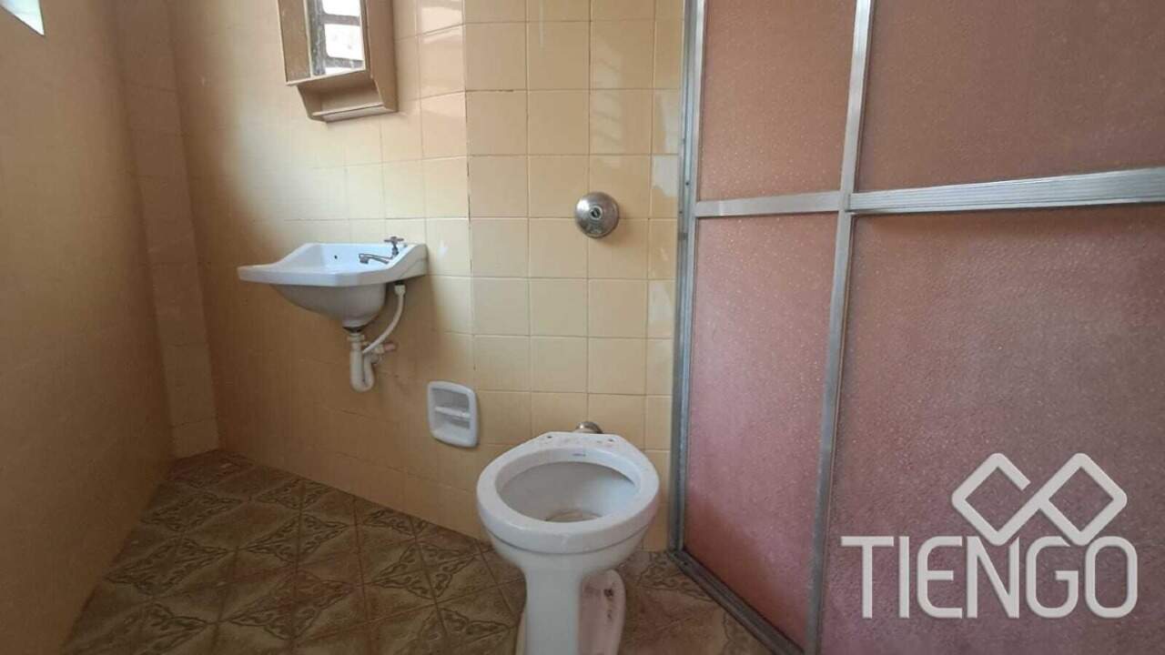 Casa para aluguel no Vila Castelar: 