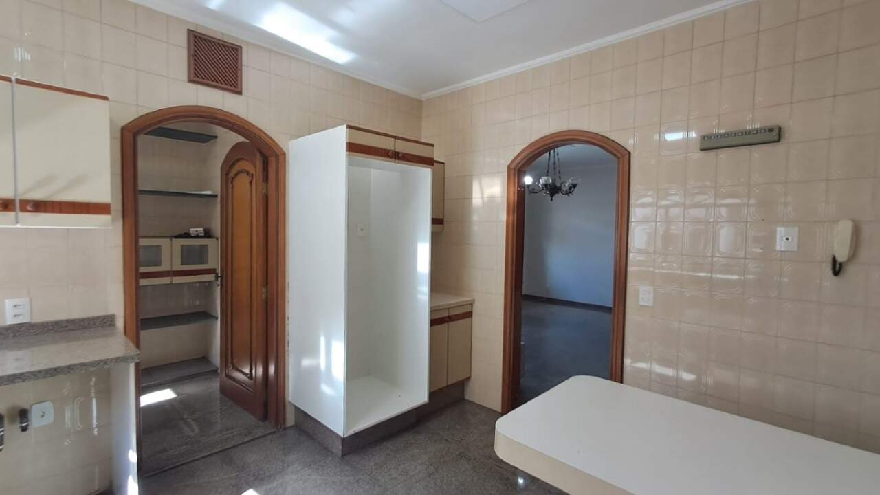 Casa para aluguel no Jardim Mercedes: 