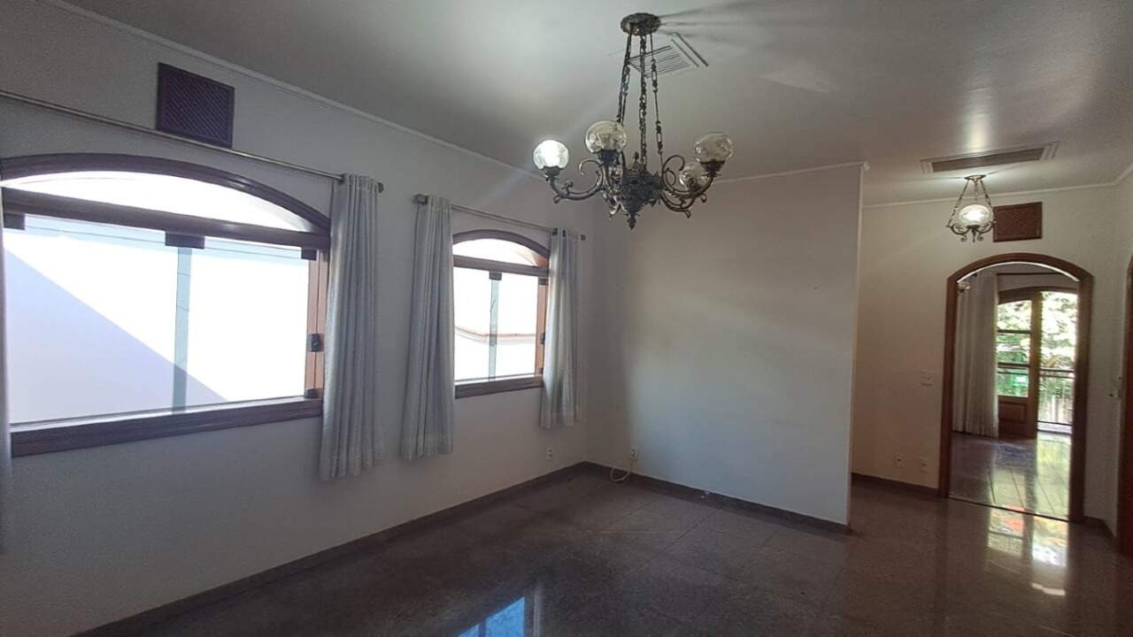 Casa para aluguel no Jardim Mercedes: 