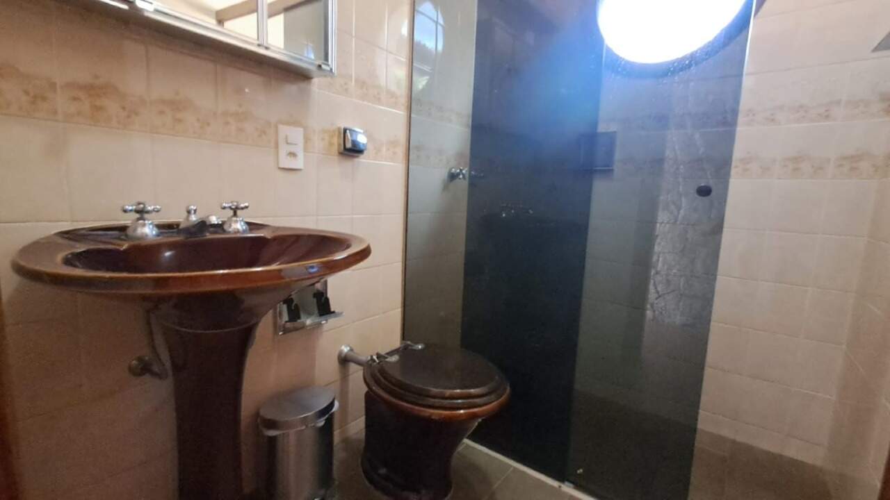 Casa para aluguel no Jardim Mercedes: 