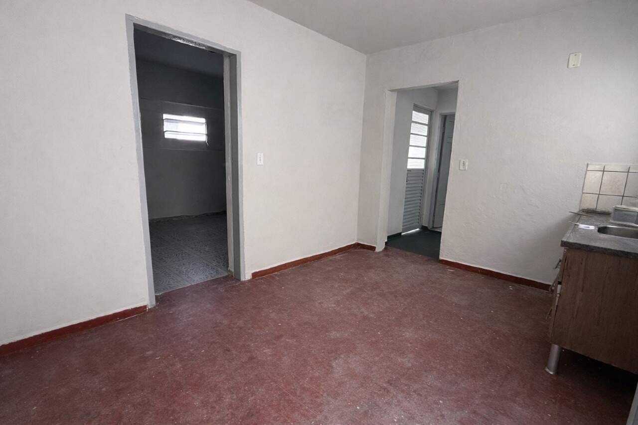 Casa para aluguel no Jardim Santa Cecília: 