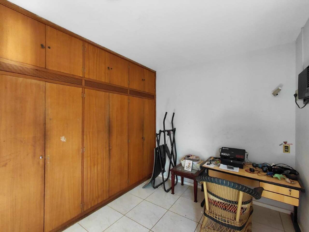 Casa para aluguel no Jardim Mercedes: 