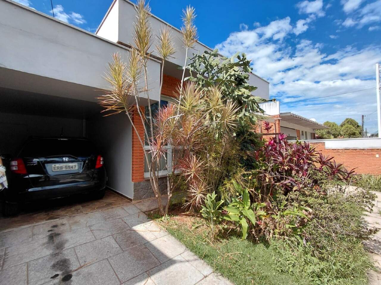 Casa para aluguel no Jardim Mercedes: 
