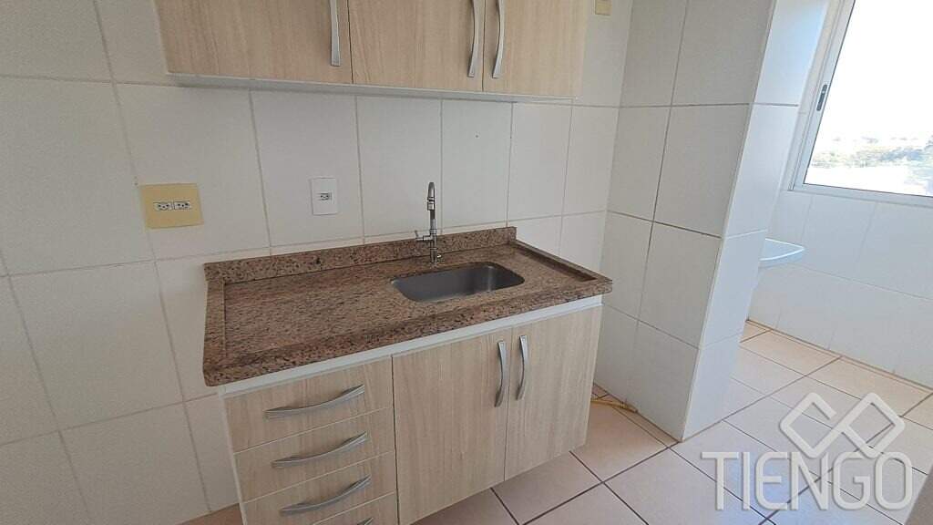 Apartamento para aluguel no Chácaras Antonieta: 