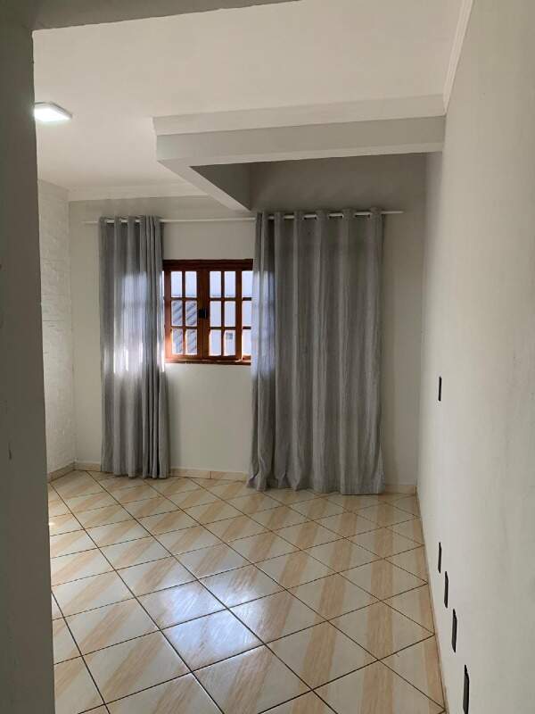 Casa para aluguel no Jardim Residencial Victório Lucato: 