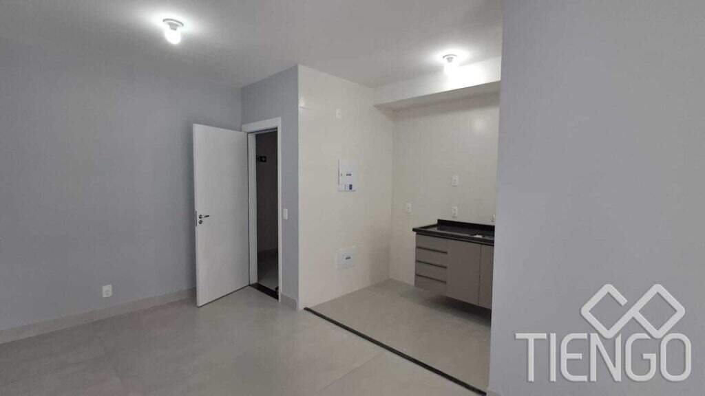 Apartamento para aluguel no Jardim Santa Adélia: 