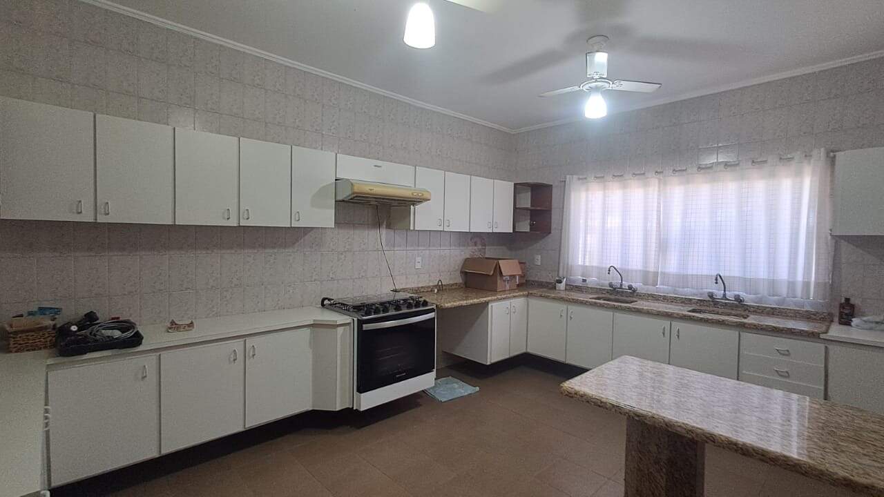 Casa para aluguel no Vila Cristóvam: 