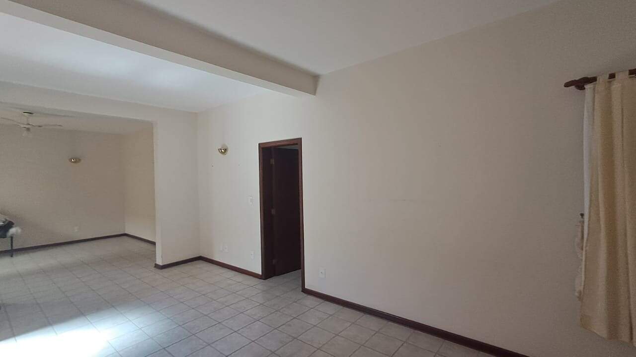 Casa para aluguel no Vila Cristóvam: 