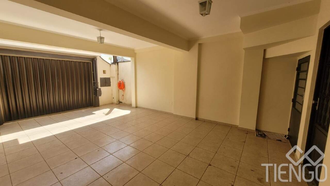 Casa para aluguel no Centro: 