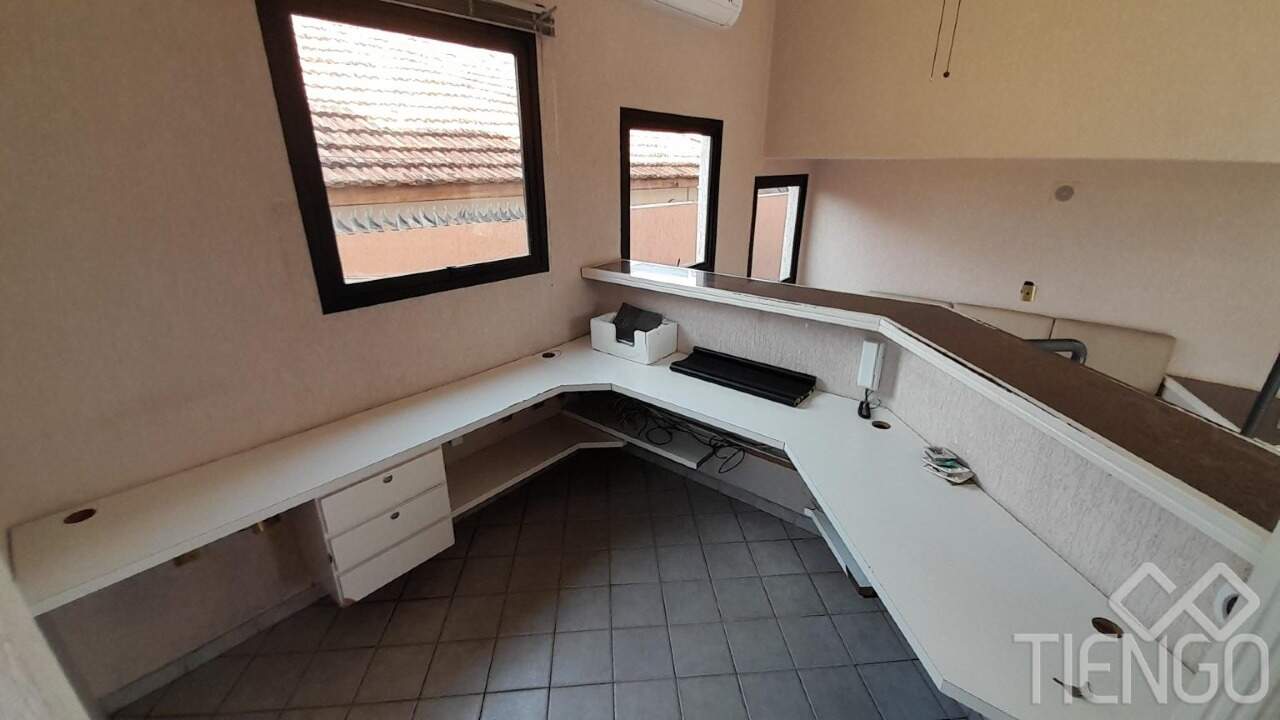 Sala para aluguel no Centro: 