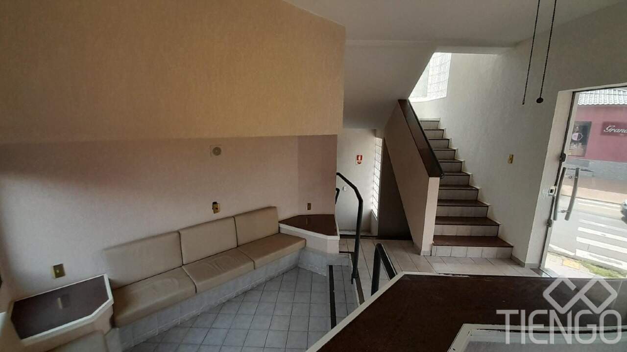 Sala para aluguel no Centro: 