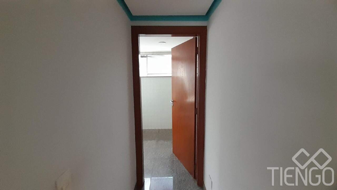 Prédio para aluguel no Centro: 