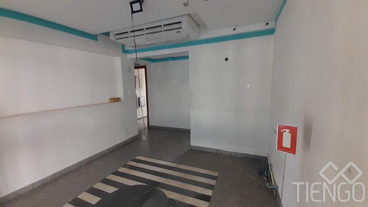 Prédio para aluguel no Centro: 