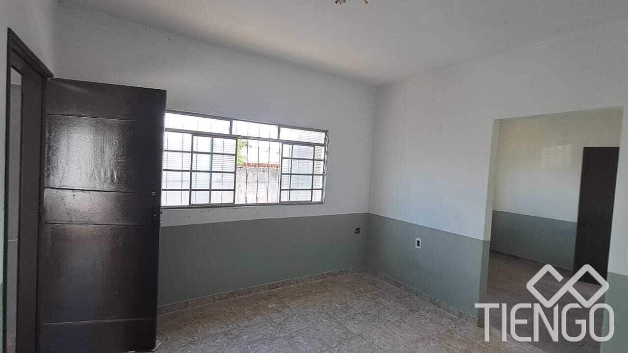 Casa para aluguel no Vila Cristóvam: 