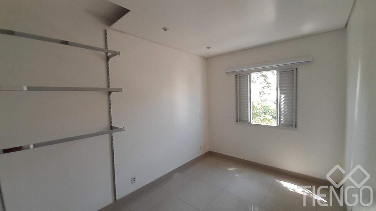 Apartamento à venda no Vila Queiroz: 