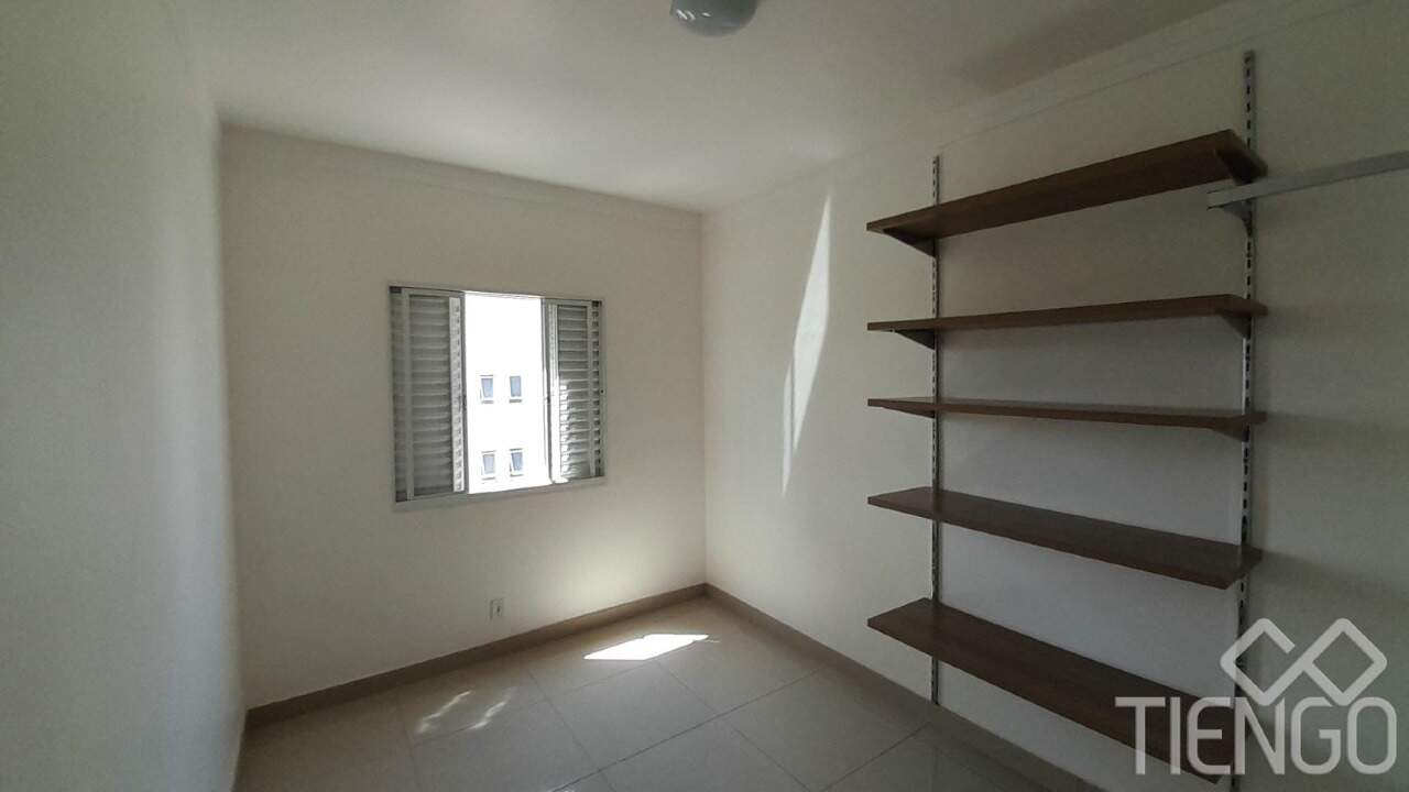 Apartamento à venda no Vila Queiroz: 