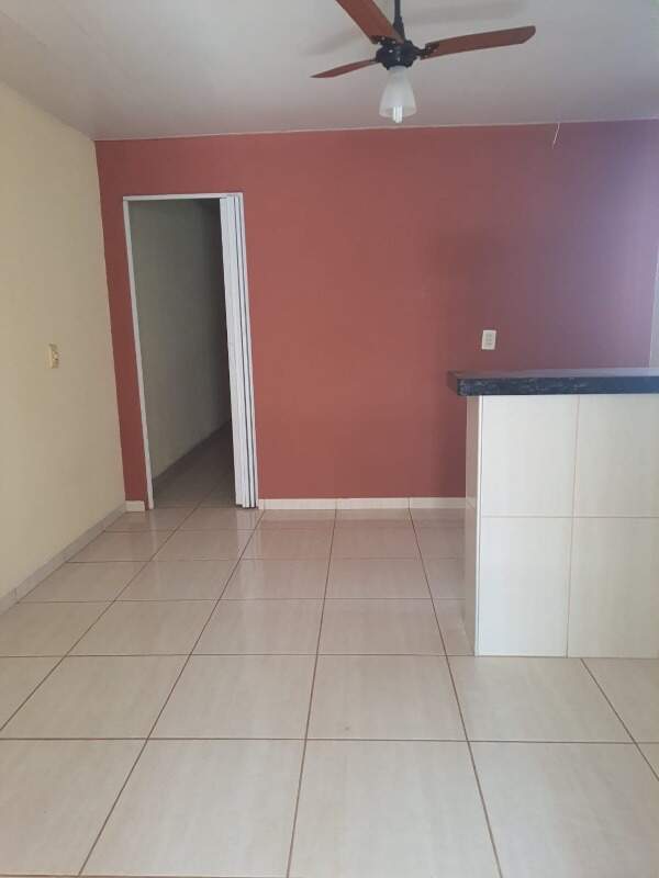 Casa para aluguel no Vila Cristóvam: 