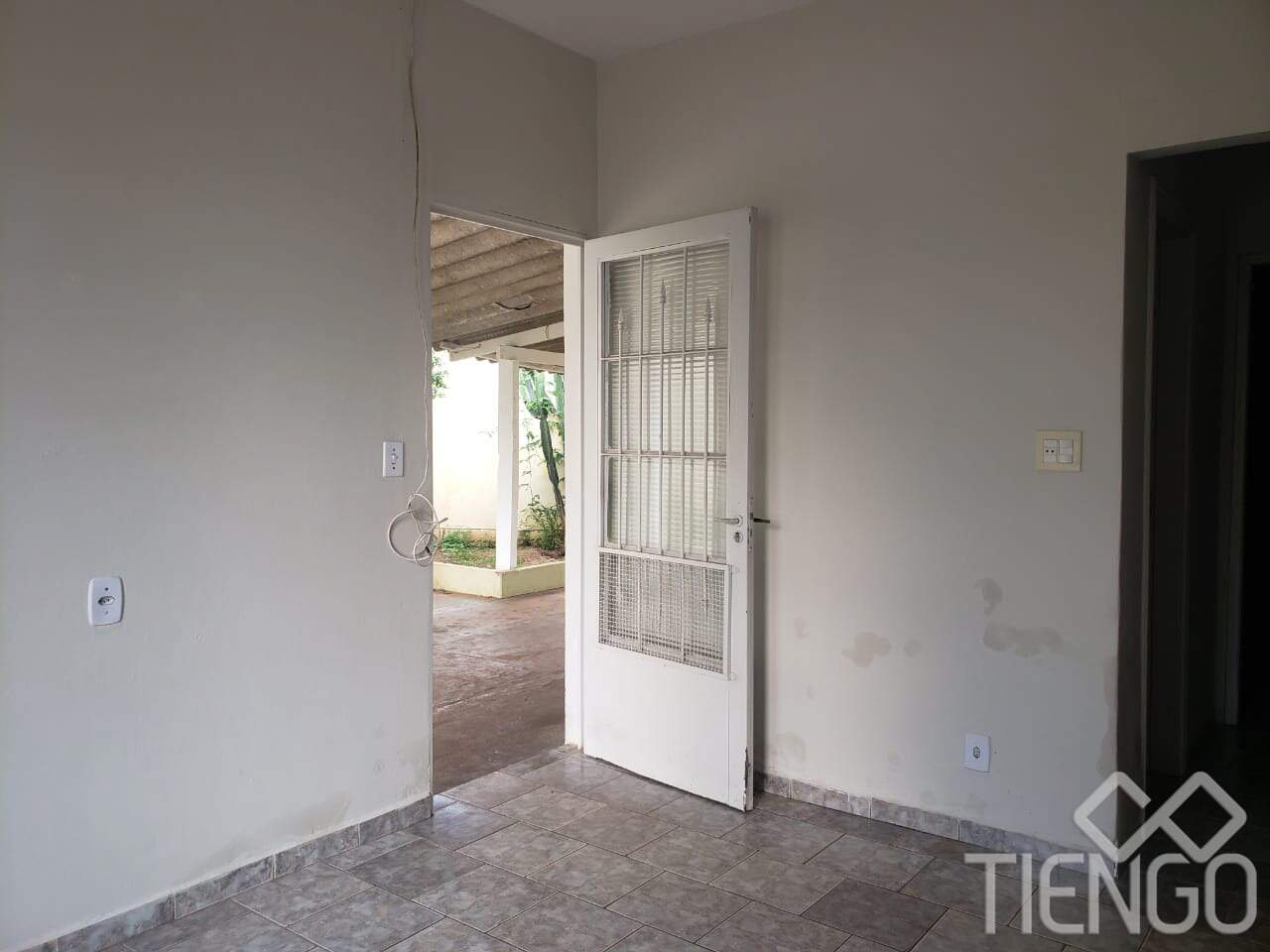 Casa para aluguel no Vila Cristóvam: 