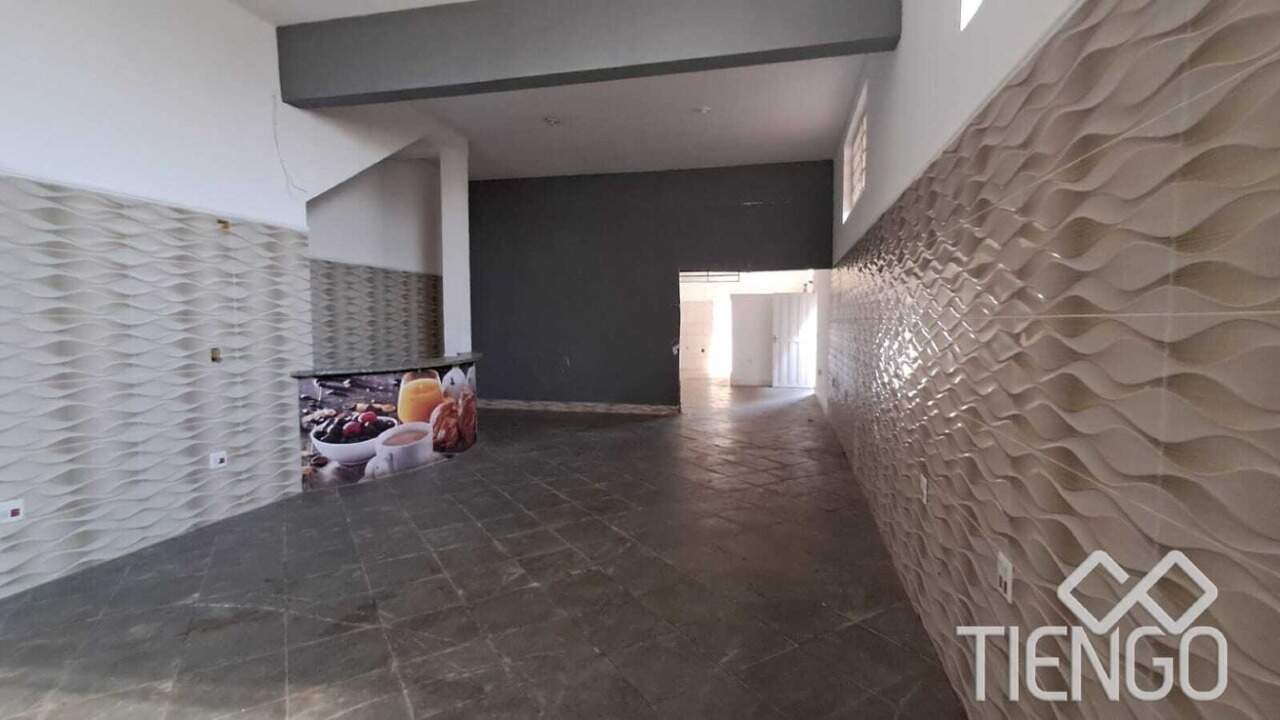 Salão para aluguel no Jardim Santa Adélia: 