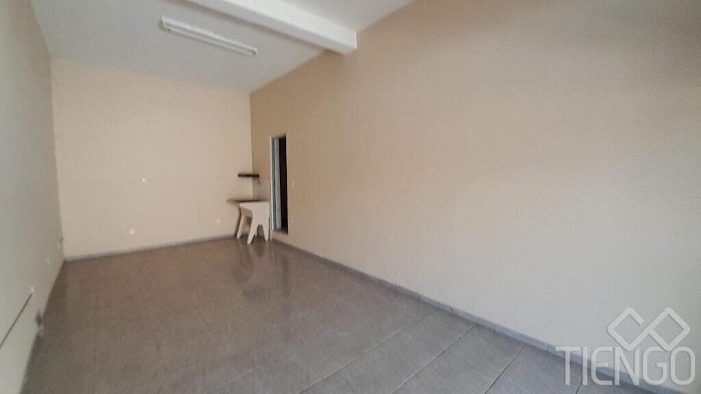 Sala para aluguel no Jardim Residencial Victório Lucato: 