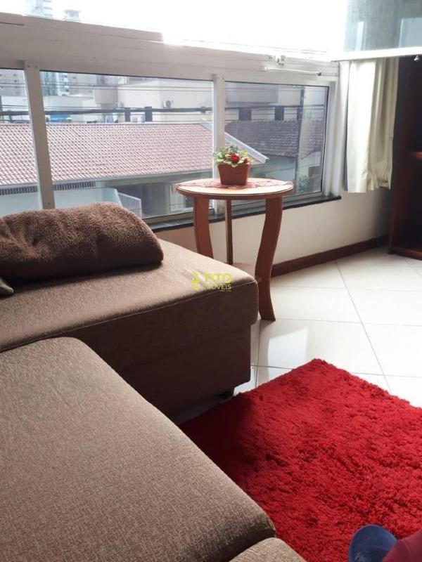 Apartamento para aluguel no meia praia : 