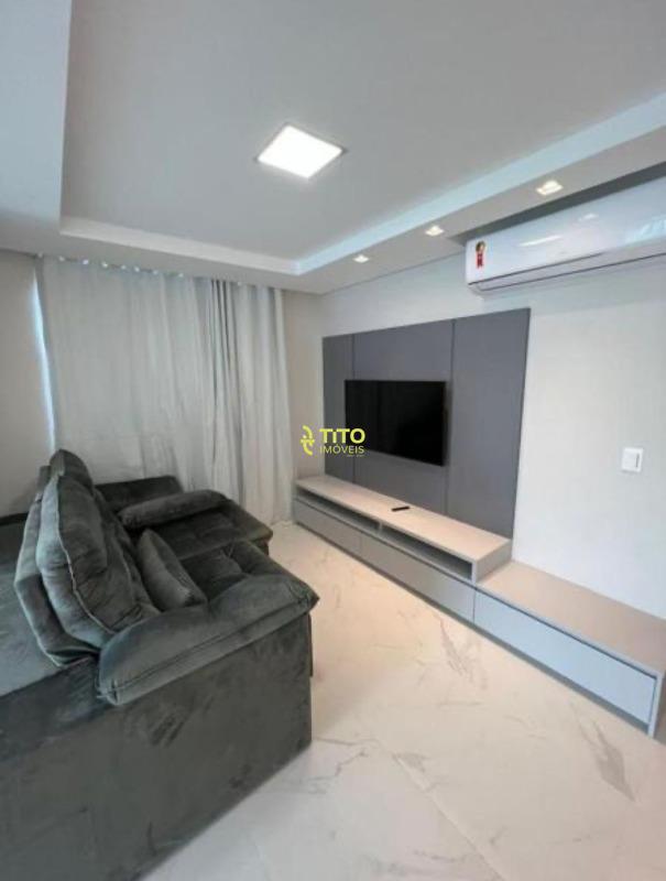 Apartamento à venda no meia praia : 