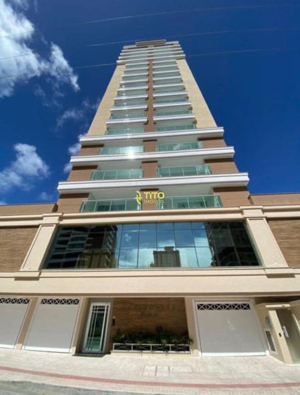 Apartamento à venda no meia praia : 