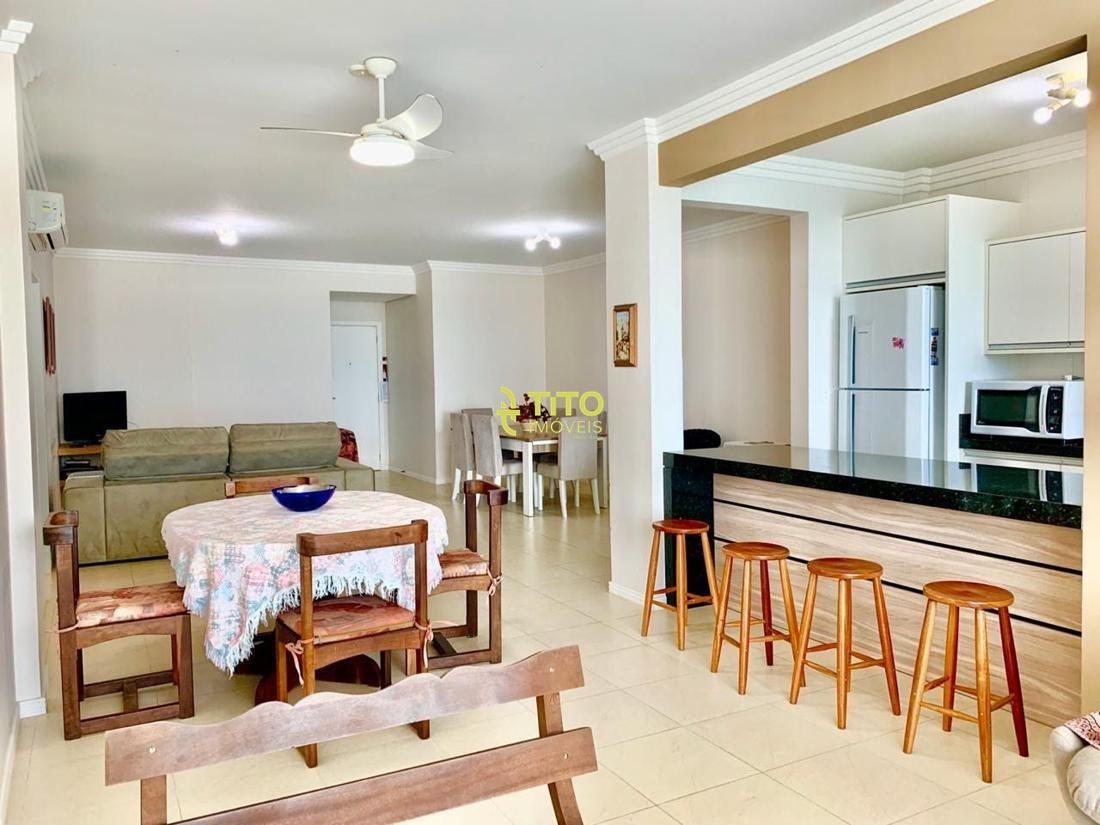 Apartamento para aluguel no meia praia : 