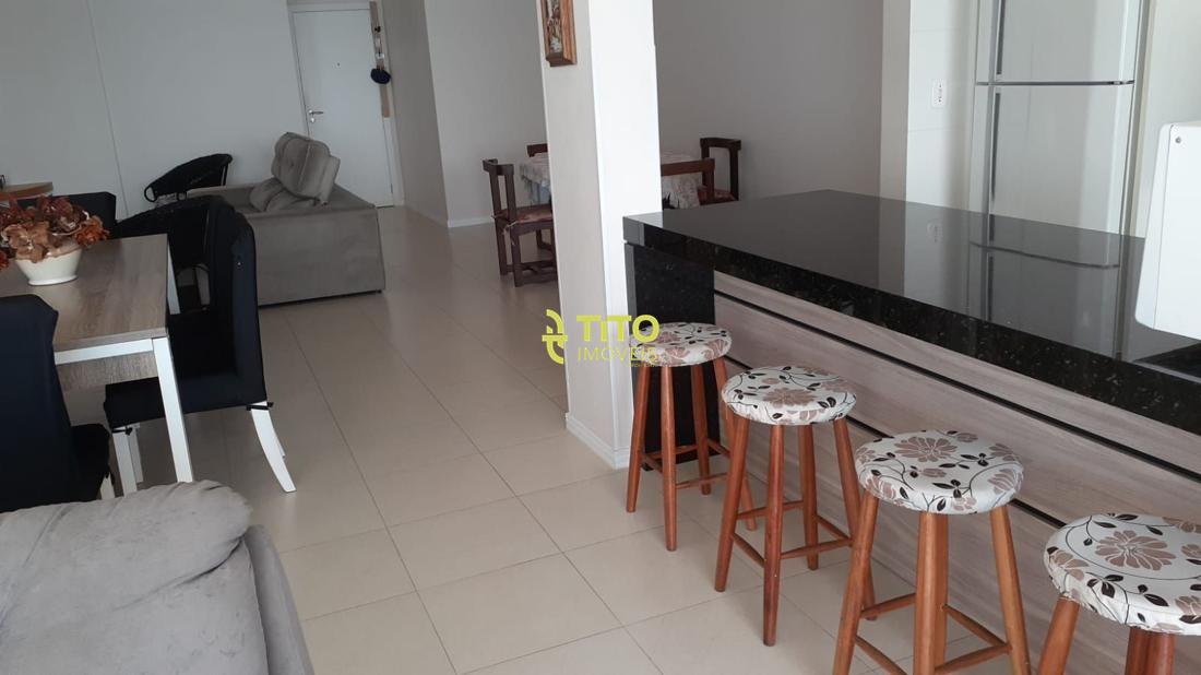 Apartamento para aluguel no meia praia : 