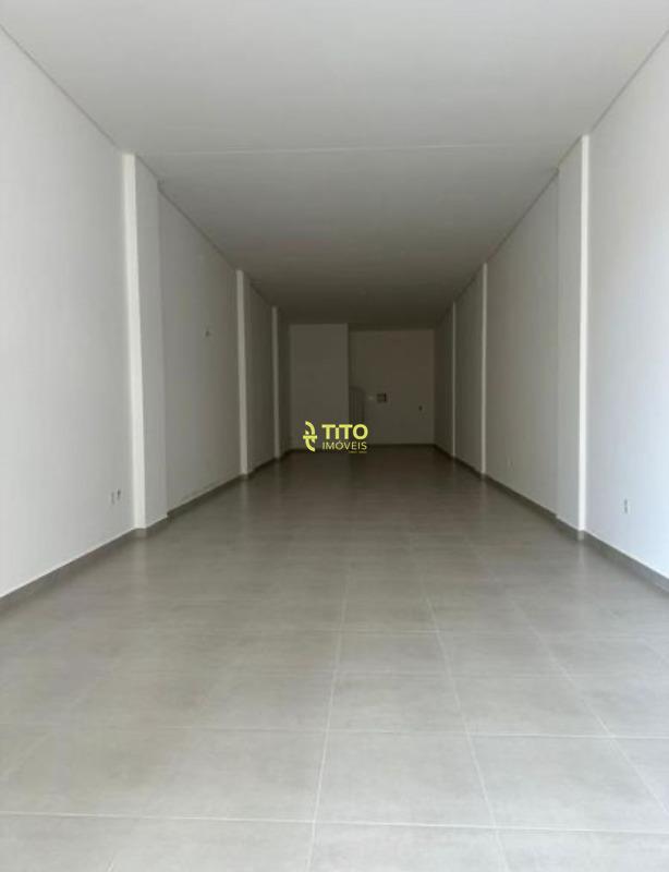 Sala à venda no Tabuleiro dos Oliveeiras: 