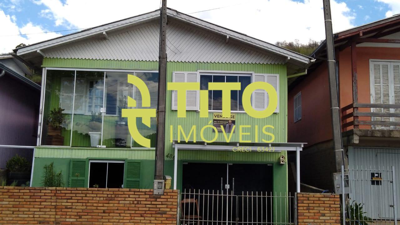 Casa à venda no Centro: 