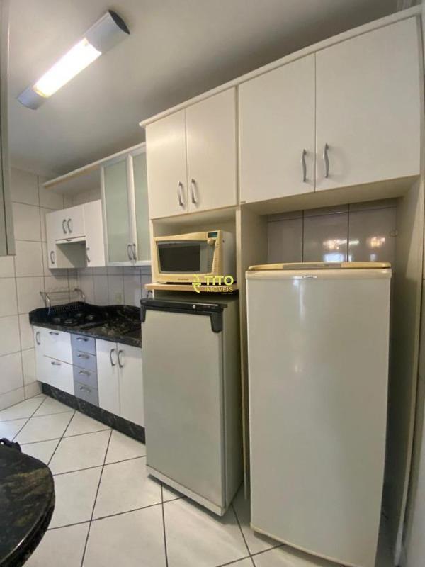 Apartamento para aluguel no meia praia : 