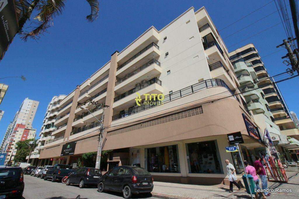 Apartamento para aluguel no meia praia : 