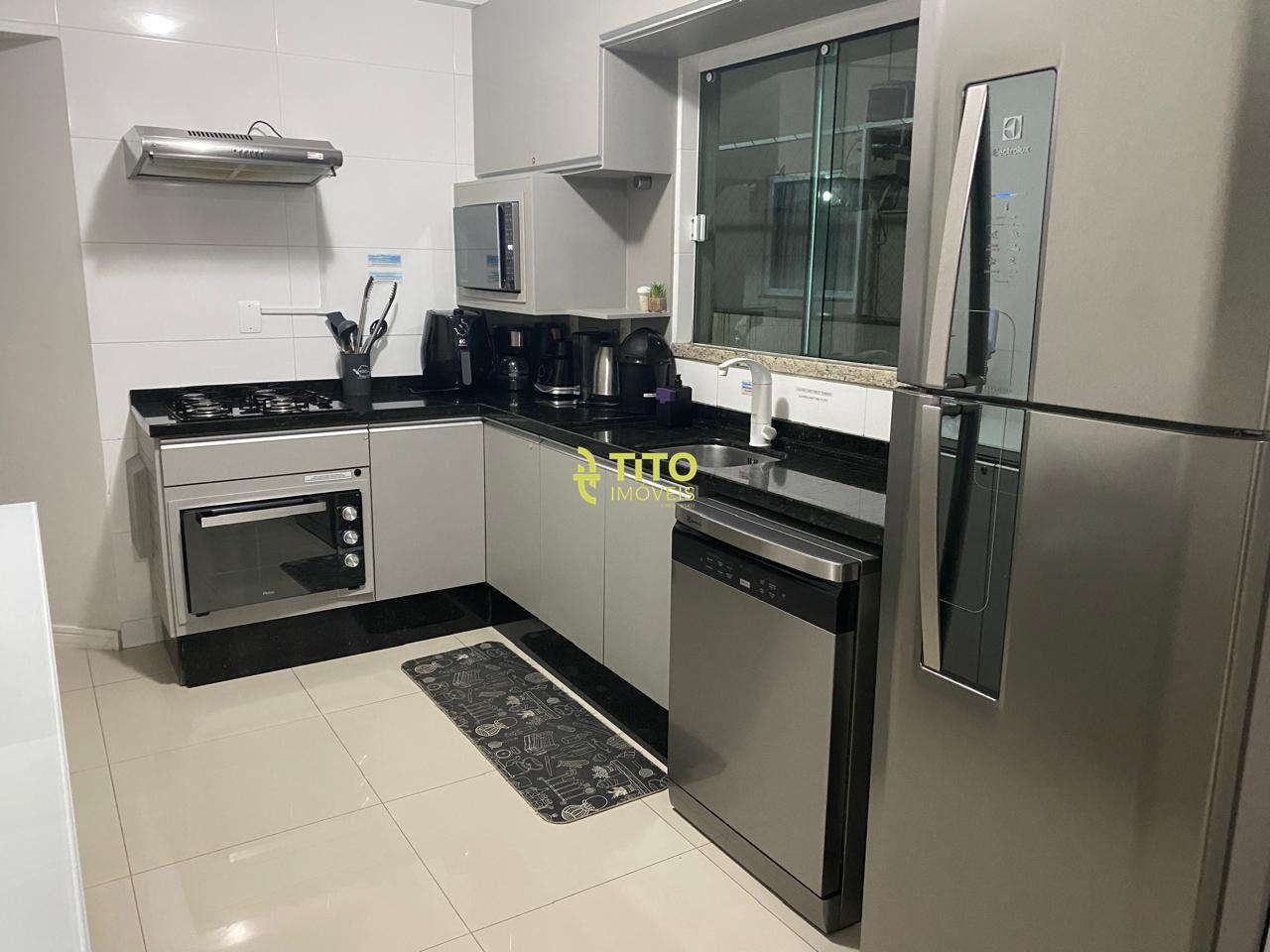 Apartamento para aluguel no meia praia : 