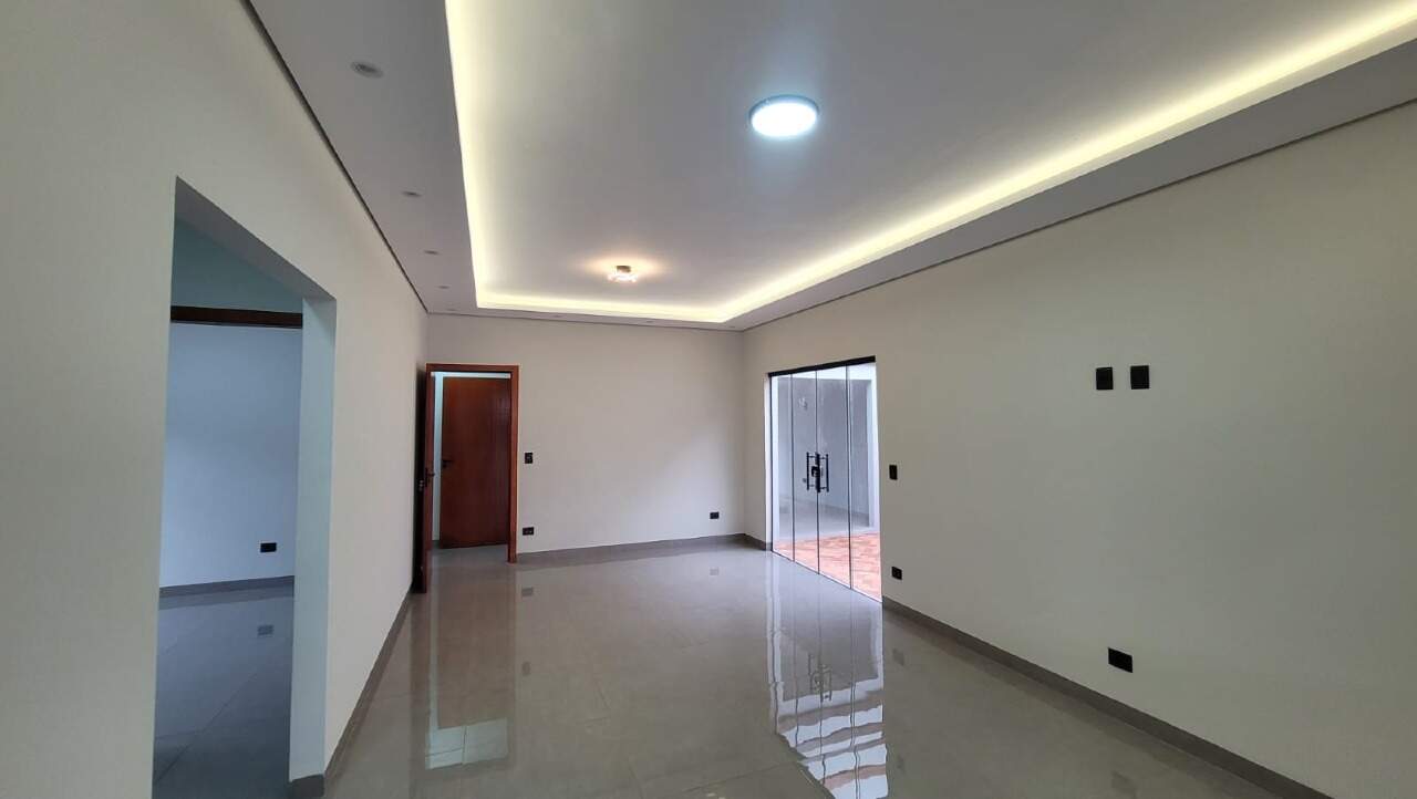 Casa à venda no Residencial Oliveira: SALA