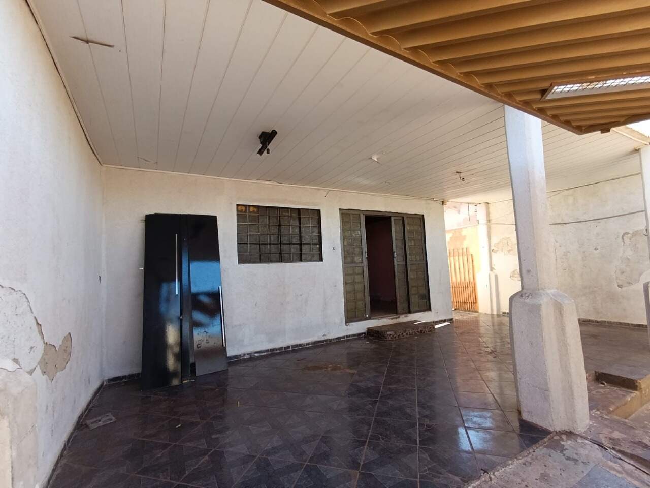 Casa à venda no Vila Moreninha III: GARAGEM
