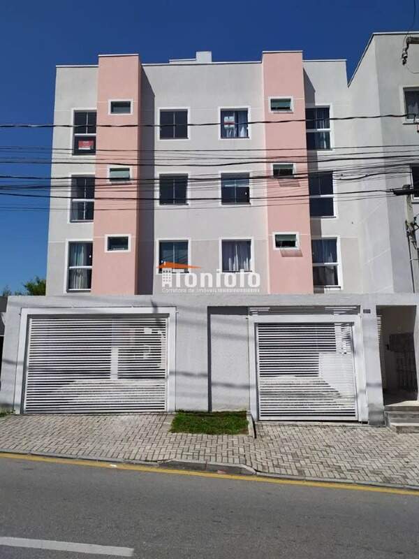 Apartamento Duplex no Bairro Boneca do Iguaçu