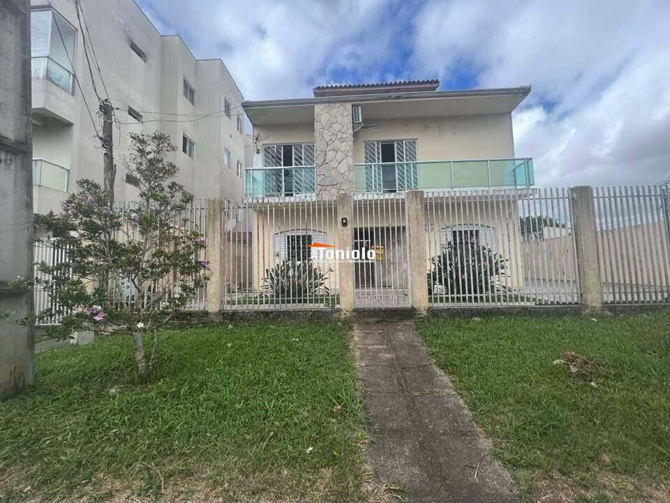 Sobrado à venda, 3 quartos, 1 suíte, 6 vagas, Cidade Jardim - São José dos Pinhais/PR