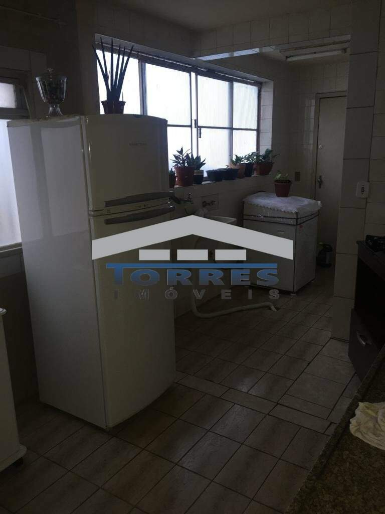 Apartamento à venda com 3 quartos, 130m² - Foto 10