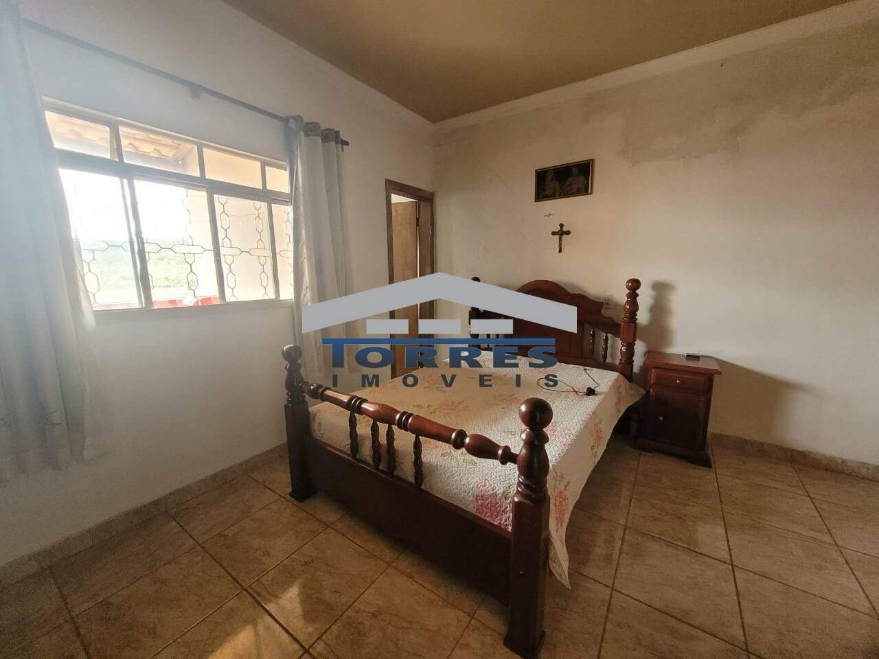 Casa à venda com 3 quartos, 378m² - Foto 5