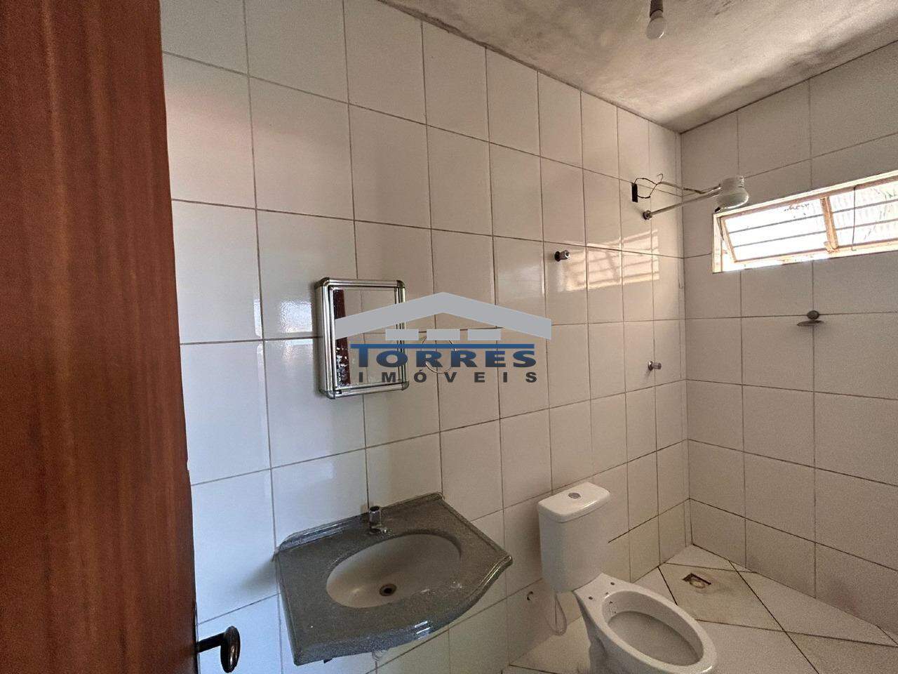 Casa para alugar com 2 quartos, 150m² - Foto 17