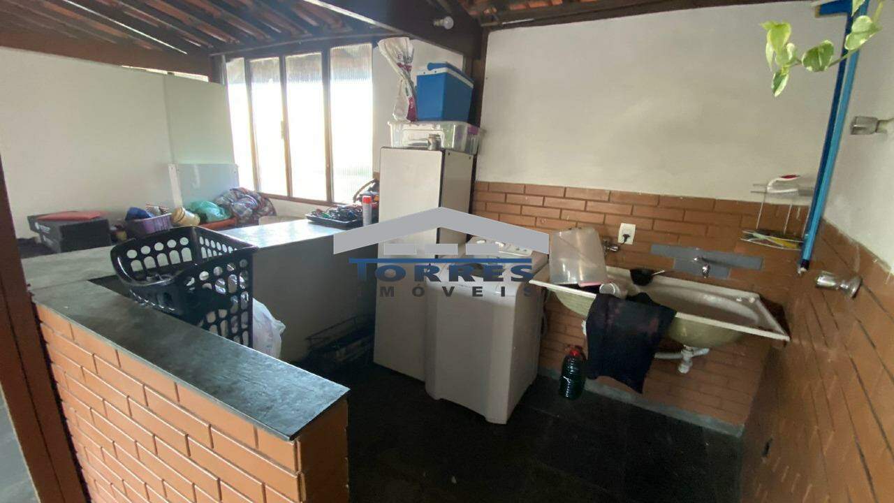 Casa à venda com 2 quartos, 80m² - Foto 19